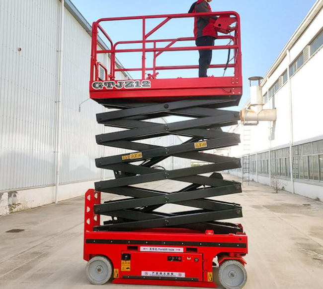 人民路街道自行走移动式升降机