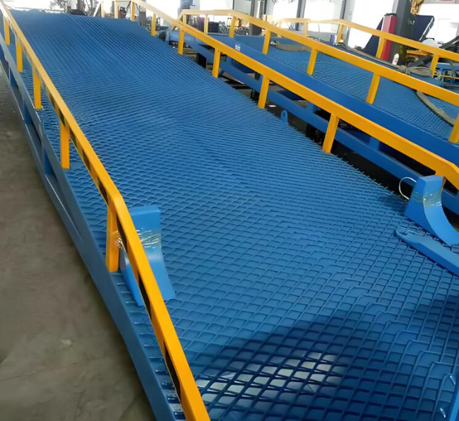 人民路街道移动式液压登车桥